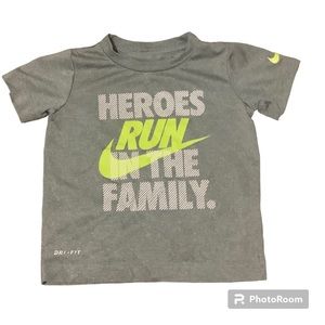 NIKE DRI-FIT SHIRT  bundle this with any item & price drops to $5.00